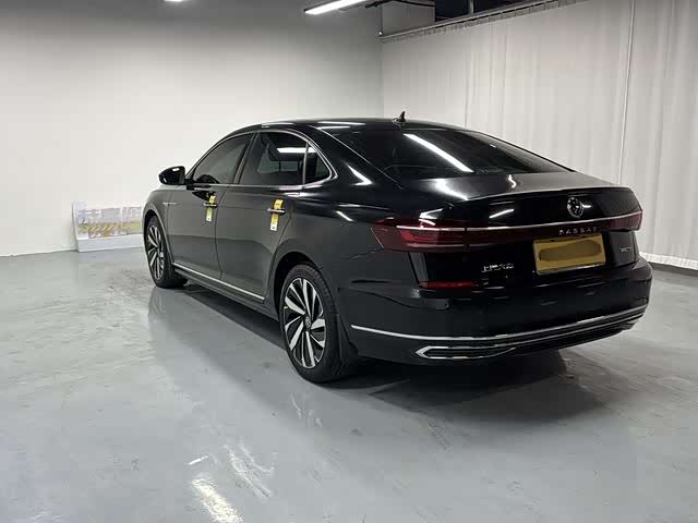 Фото 6 - Volkswagen Passat