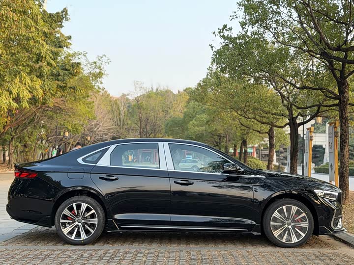 Photo 8 - Geely Preface