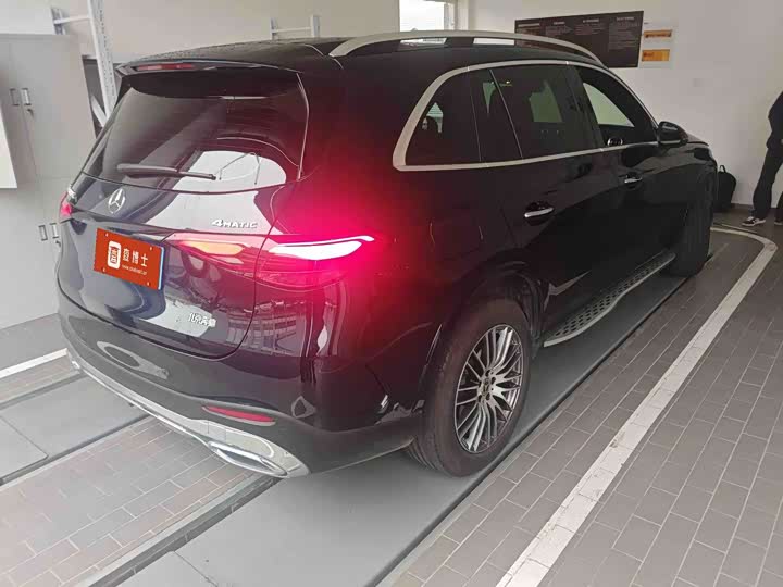 Фото 3 - Mercedes-Benz GLC-Class