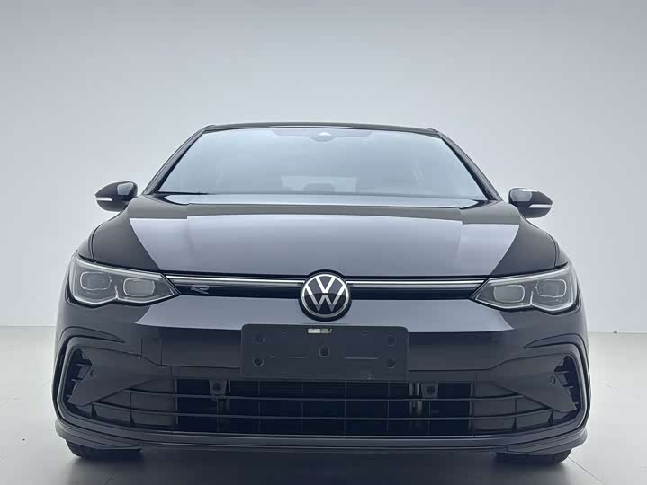 Фото 2 - Volkswagen Golf