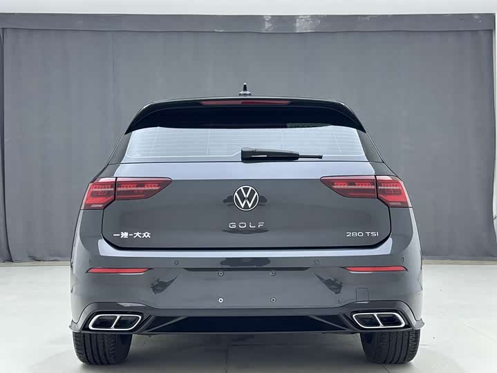 Фото 5 - Volkswagen Golf