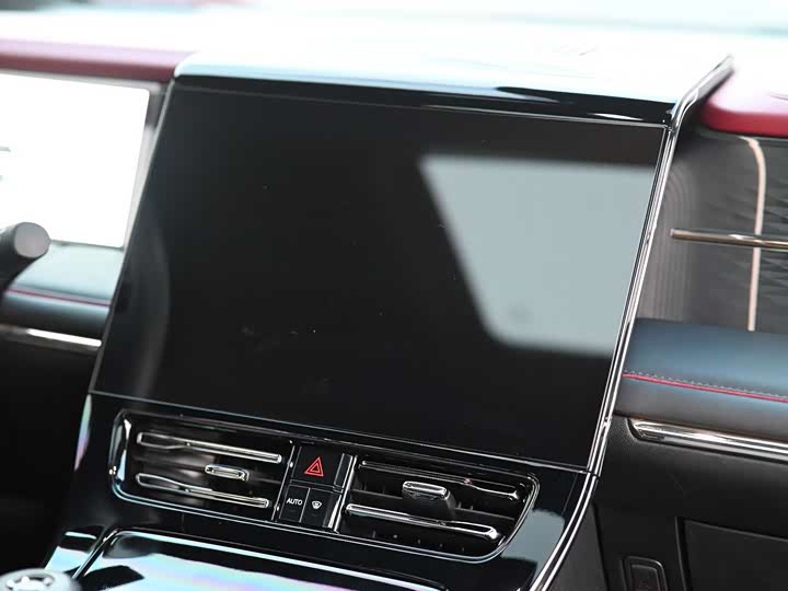 Фото 8 - GAC Trumpchi M8