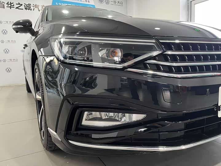 Фото 7 - Volkswagen Magotan