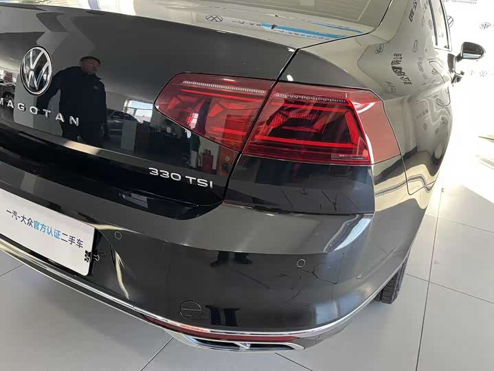 Фото 8 - Volkswagen Magotan