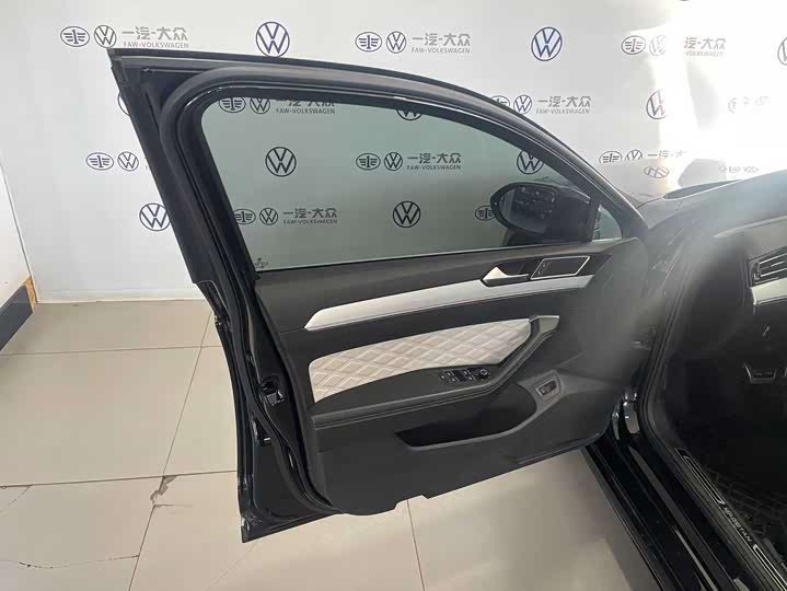 Фото 9 - Volkswagen Magotan