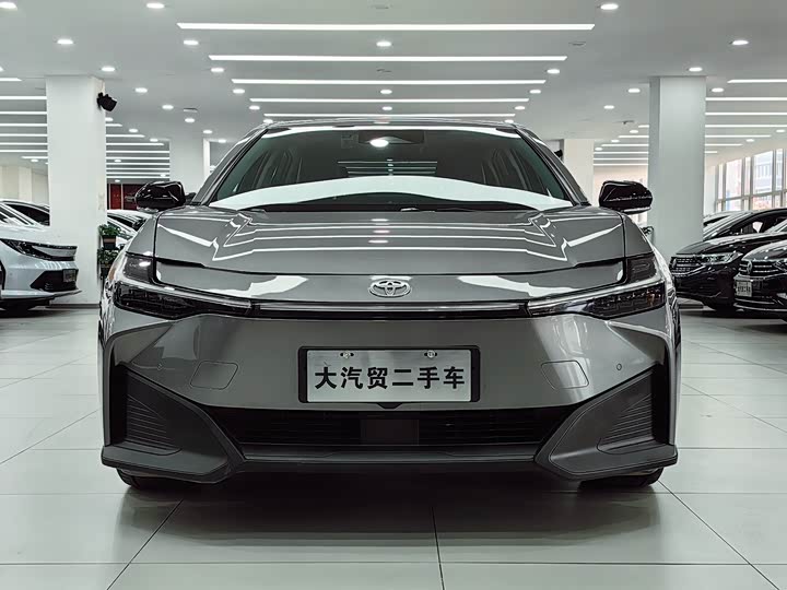 Фото 2 - Toyota bZ3