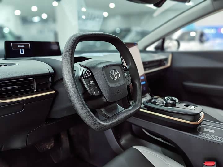 Фото 9 - Toyota bZ3