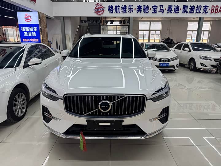 Фото 2 - Volvo XC60