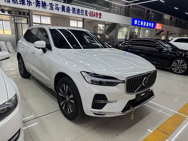 Фото 3 - Volvo XC60