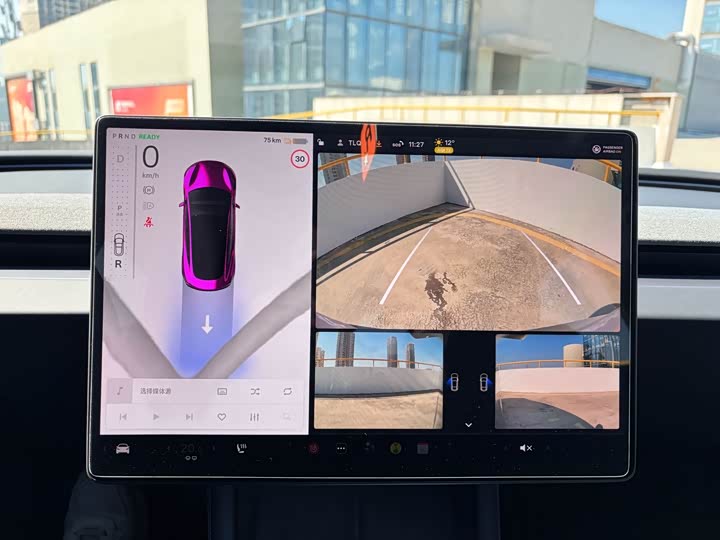 Фото 9 - Tesla Model 3