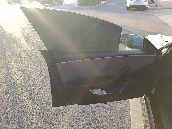 Фото 7 - Tesla Model 3