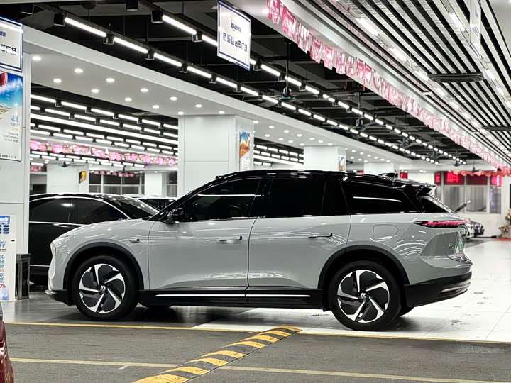 Фото 7 - Nio ES6