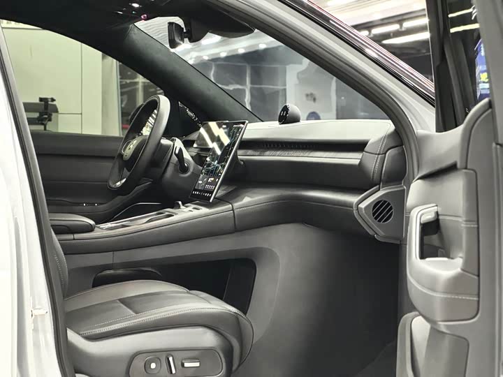 Фото 9 - Nio ES6