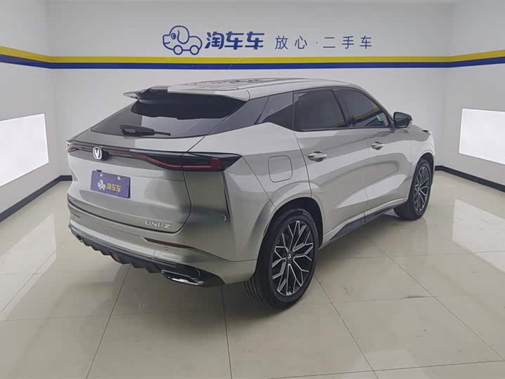 Фото 3 - Changan UNI-Z Hybrid