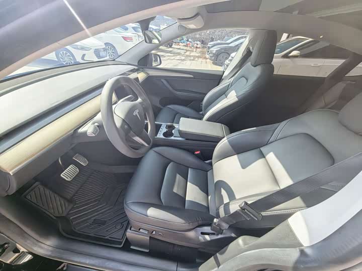 Фото 7 - Tesla Model Y