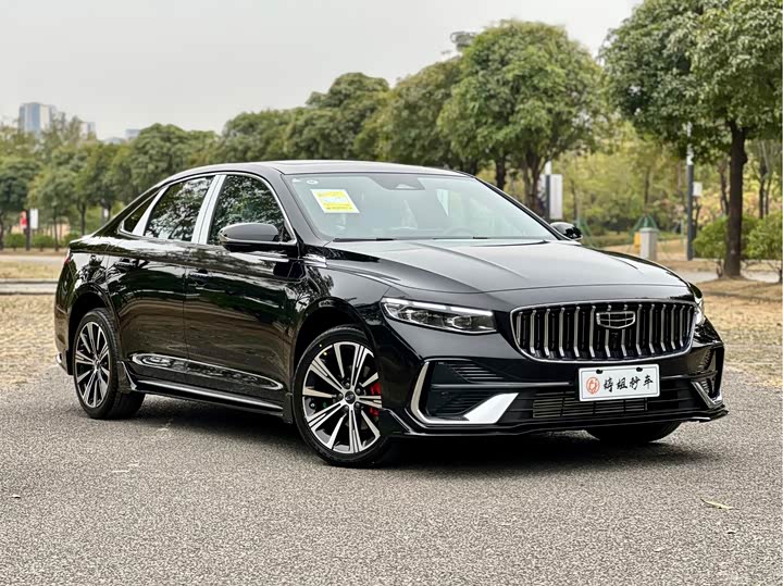 Фото 4 - Geely Preface