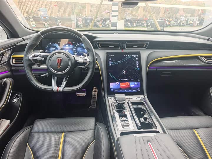 Фото 5 - Hongqi H6