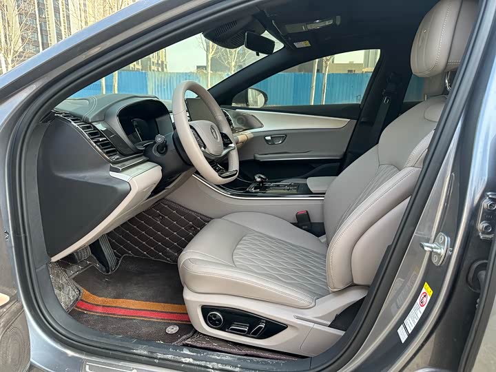 Фото 4 - BYD Han