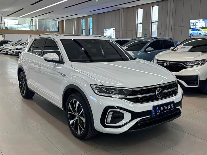 Фото 1 - Volkswagen T-Roc