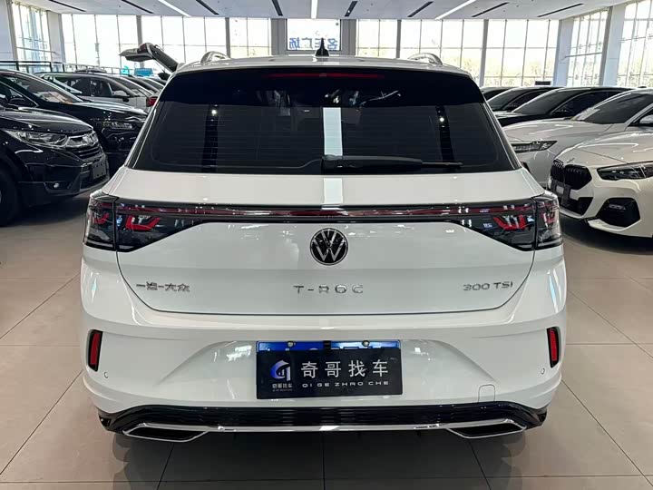 Фото 5 - Volkswagen T-Roc