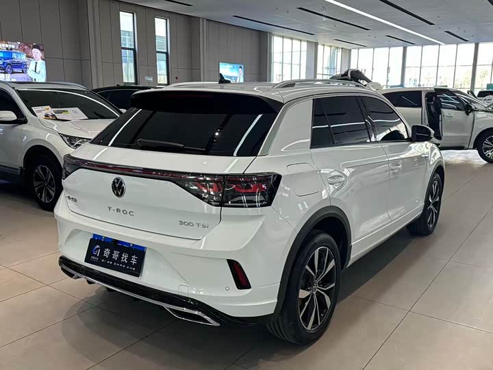 Фото 6 - Volkswagen T-Roc