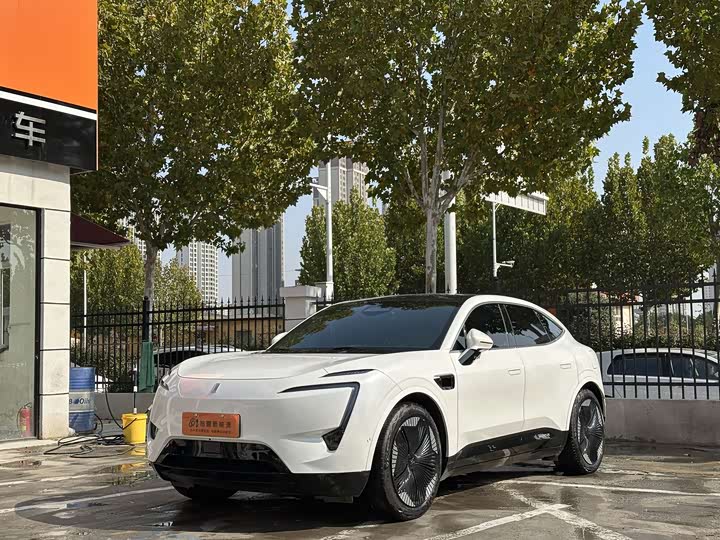 Фото 1 - Avatr 11