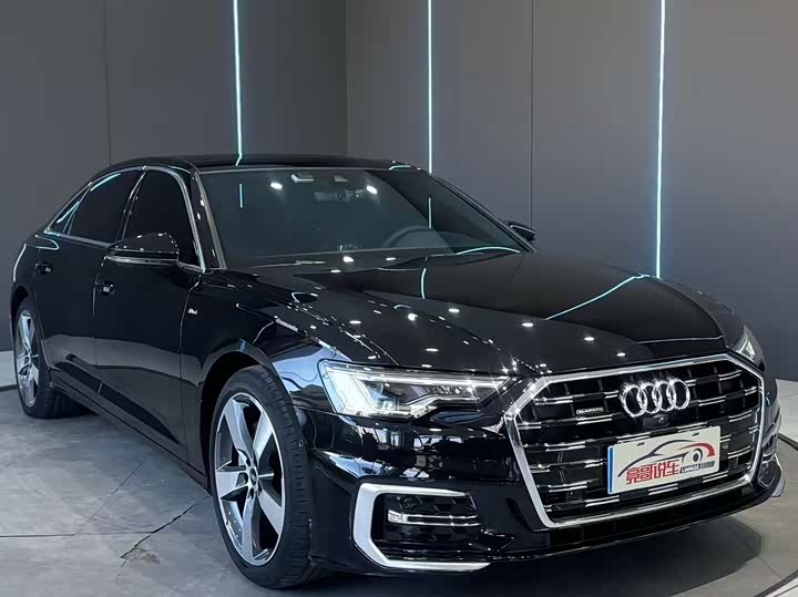 Фото 3 - Audi A6L