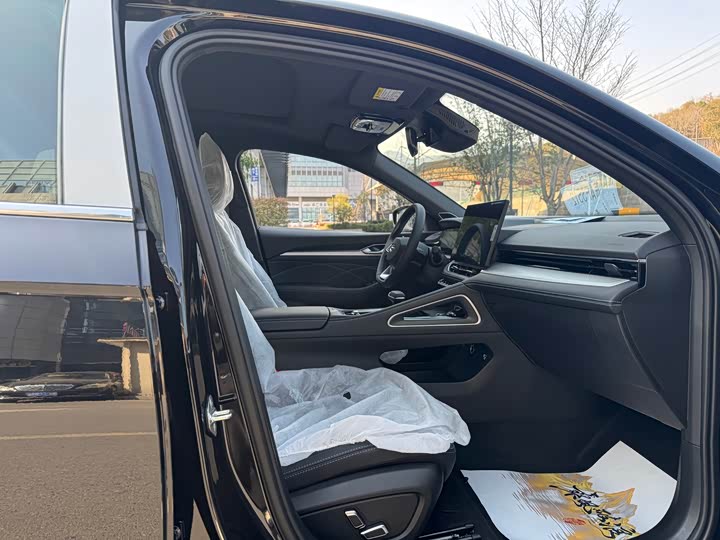 Фото 9 - Geely Preface