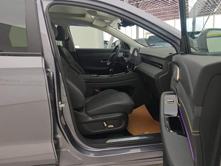 Фото 8 - Jetour Shanhai L9