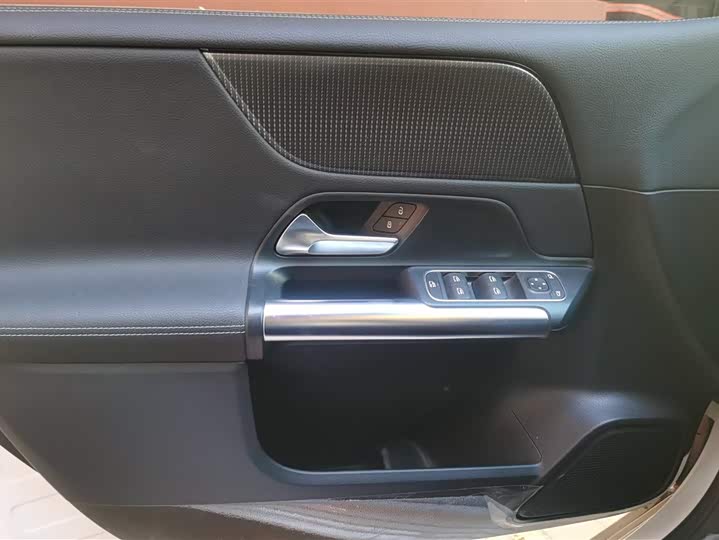 Фото 7 - Mercedes-Benz B-Class