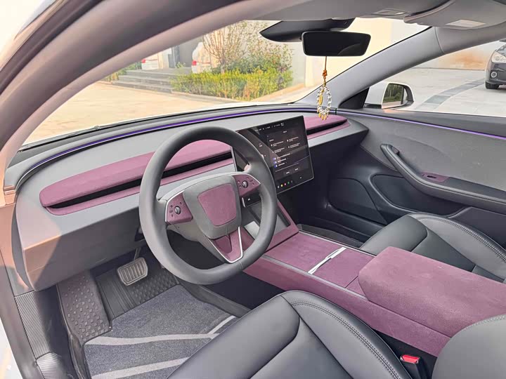 Фото 8 - Tesla Model 3