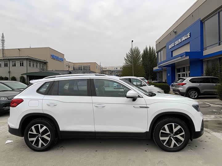 Фото 8 - Volkswagen Tayron