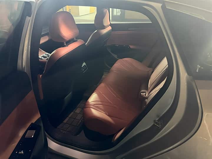 Фото 4 - Geely Galaxy L6