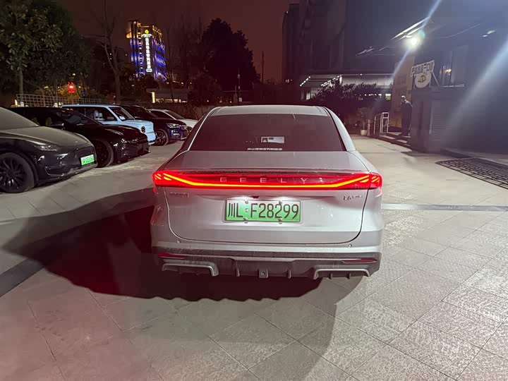 Фото 6 - Geely Galaxy L6