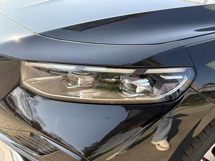 Photo 5 - Geely Preface