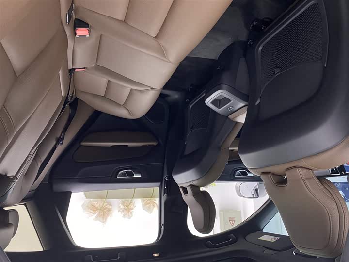 Фото 7 - Volvo XC60