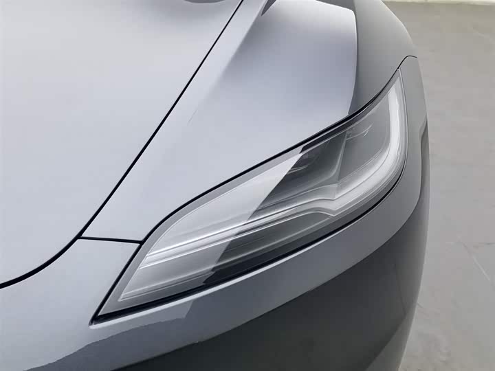 Фото 7 - Tesla Model 3