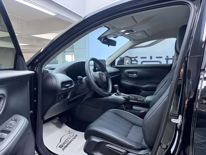 Фото 8 - Honda HR-V