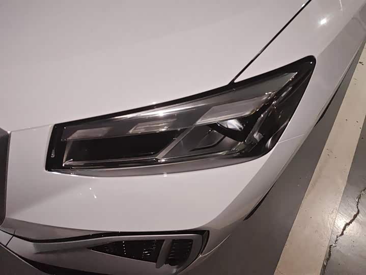 Фото 5 - Audi Q2L