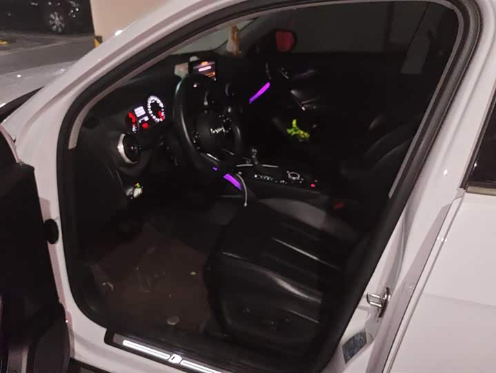 Фото 9 - Audi Q2L