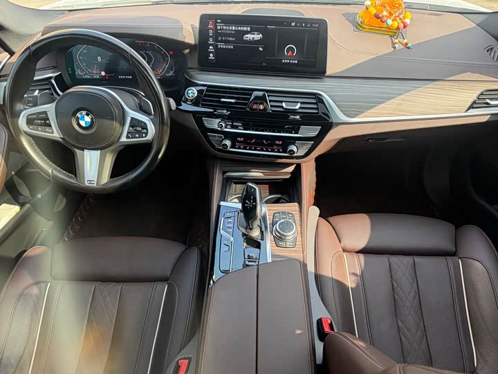 Фото 8 - BMW 5 Series