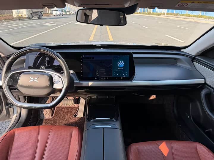 Фото 6 - XPeng P7