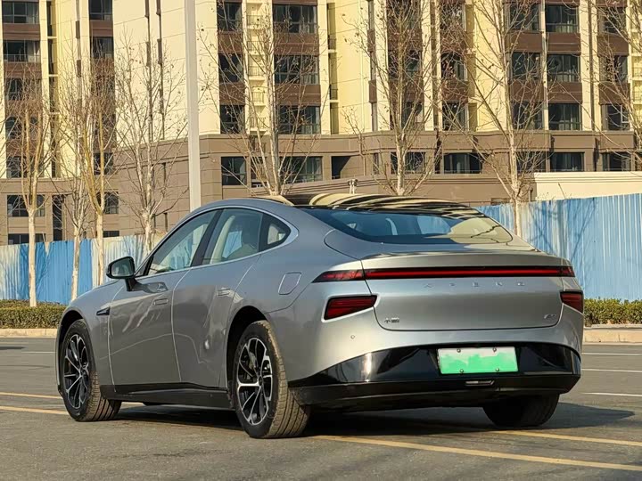 Фото 9 - XPeng P7