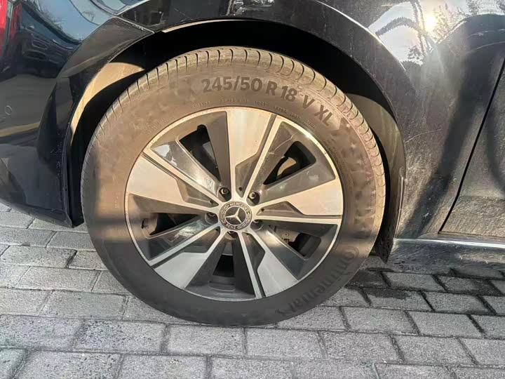 Фото 5 - Mercedes-Benz V-Class