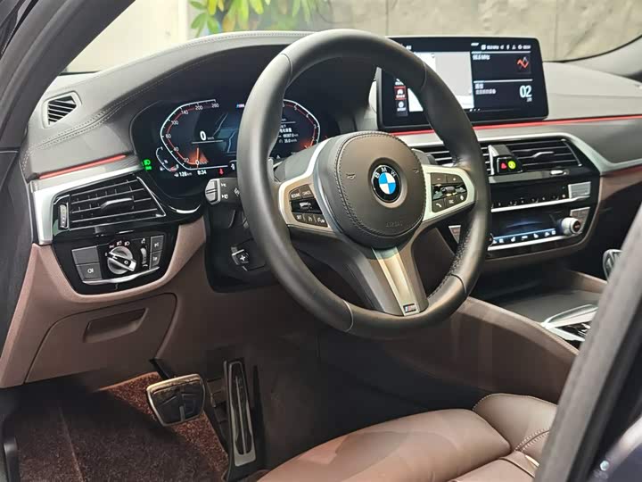 Фото 7 - BMW 5 Series