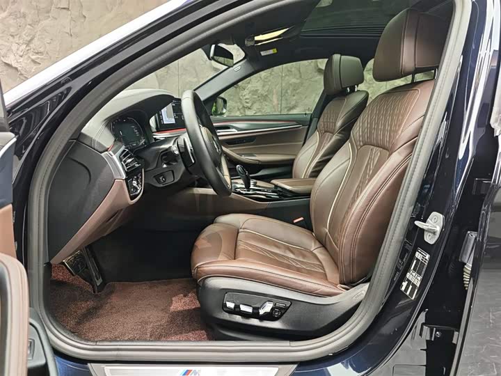 Фото 8 - BMW 5 Series