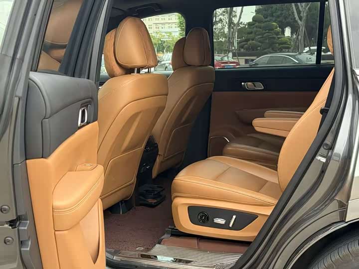 Фото 6 - LiXiang One