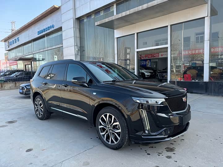 Фото 3 - Cadillac XT6