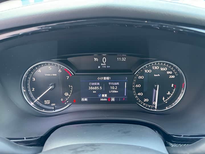 Фото 4 - Cadillac XT6