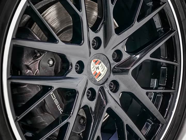 Фото 7 - Porsche Panamera